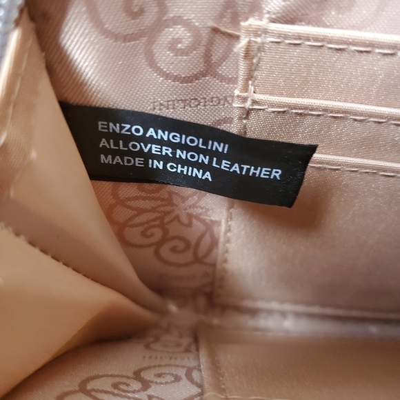 ENZO ANGIOLINI Taupe Faux Pebbled Leather Logo Lined Zip Around Wallet - Picture 6 of 10